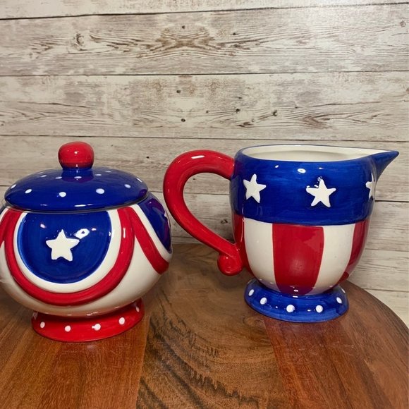 Carnival Cottage Patriotic Creamer and Sugar Johanna Parker - Picture 4 of 6